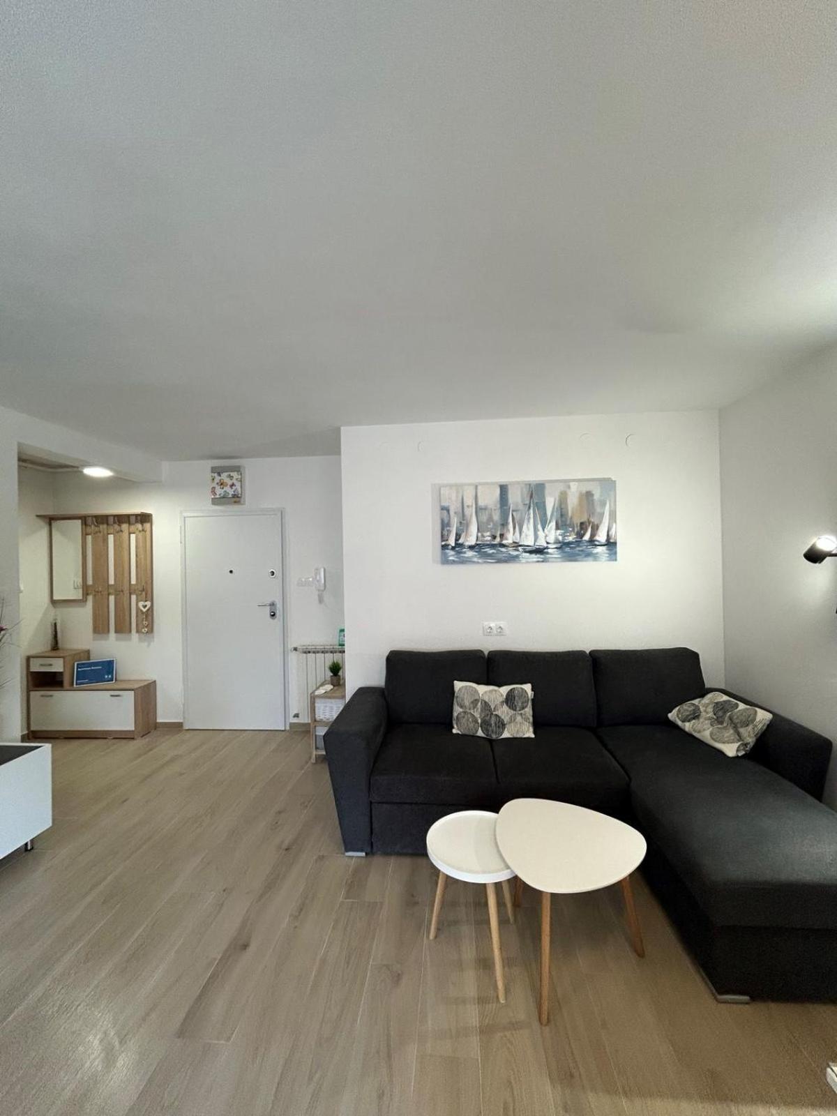 Romina Appartement *